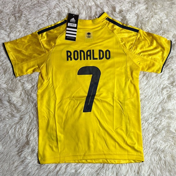 Kids/Youth Cristiano Ronaldo #7 Al Nassr Soccer Kit Size 26/Medium - Picture 8 of 10